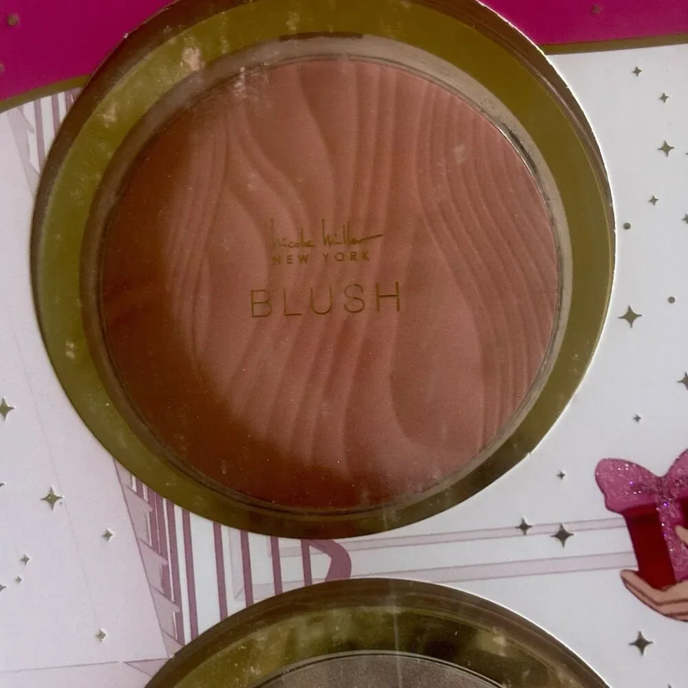 Nicole Miller‎ Contour Set Complexion Trio Blush, Illuminator, Highlighter. NEW